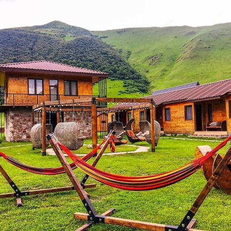 Hotel Migu Yard Stepantsminda Exterior photo