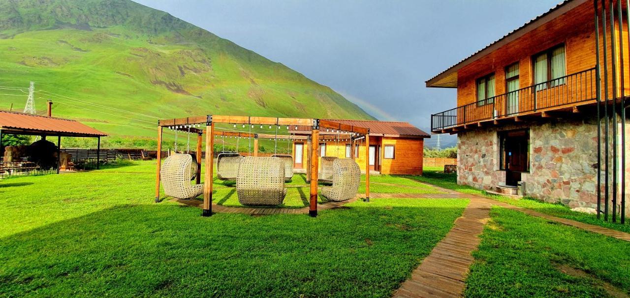 Hotel Migu Yard Stepantsminda Exterior photo