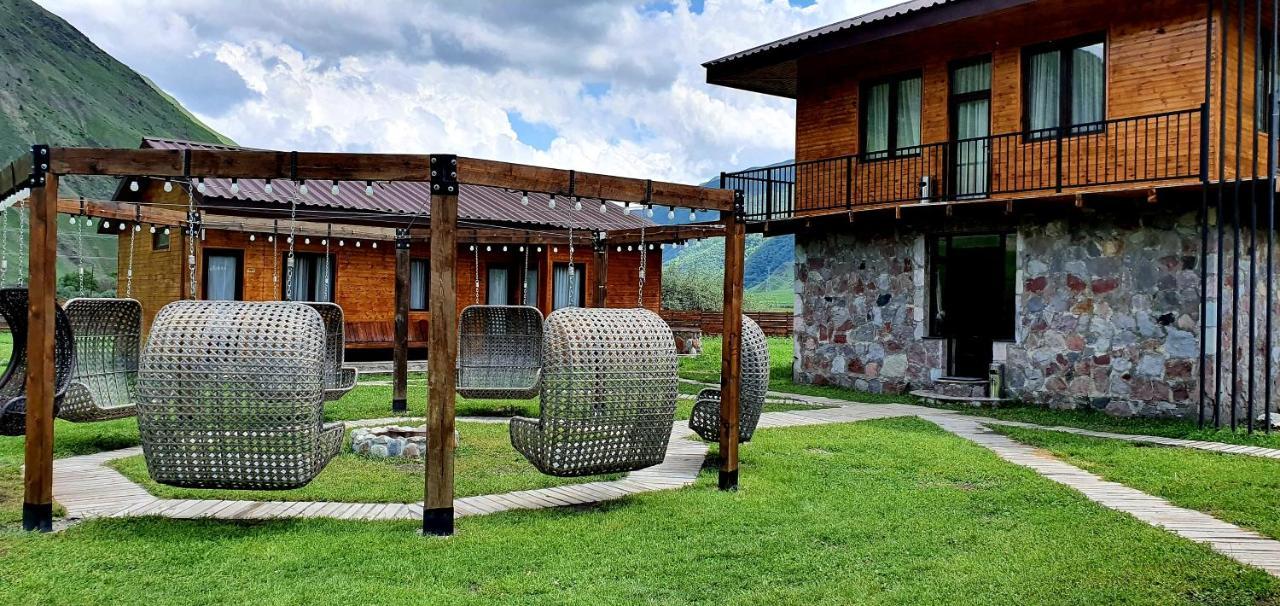 Hotel Migu Yard Stepantsminda Exterior photo