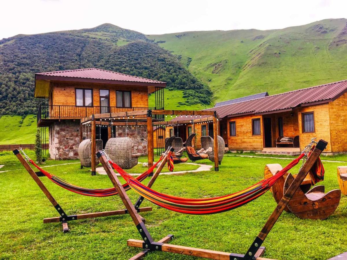 Hotel Migu Yard Stepantsminda Exterior photo