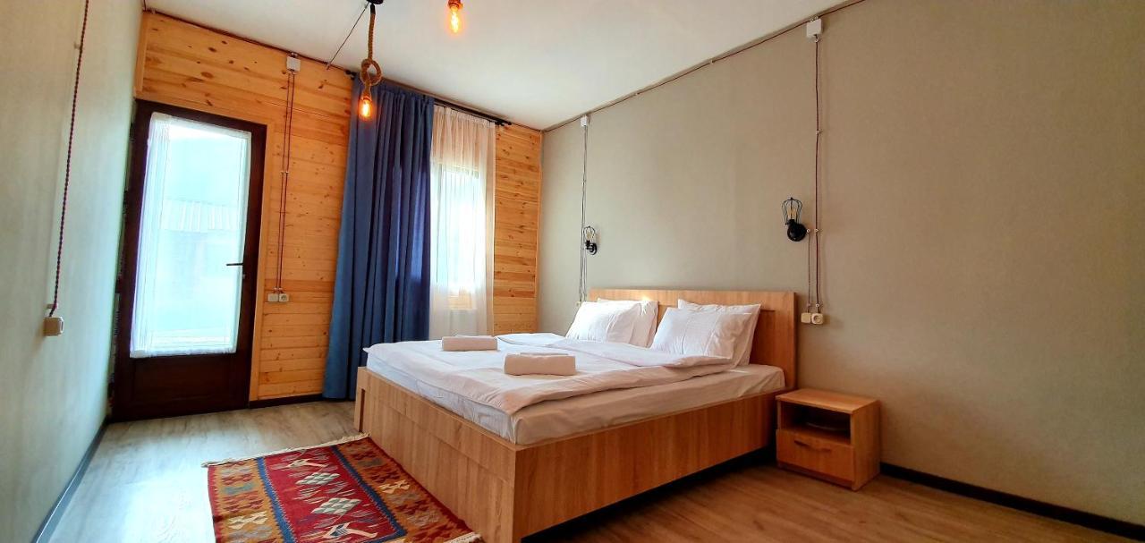 Hotel Migu Yard Stepantsminda Exterior photo