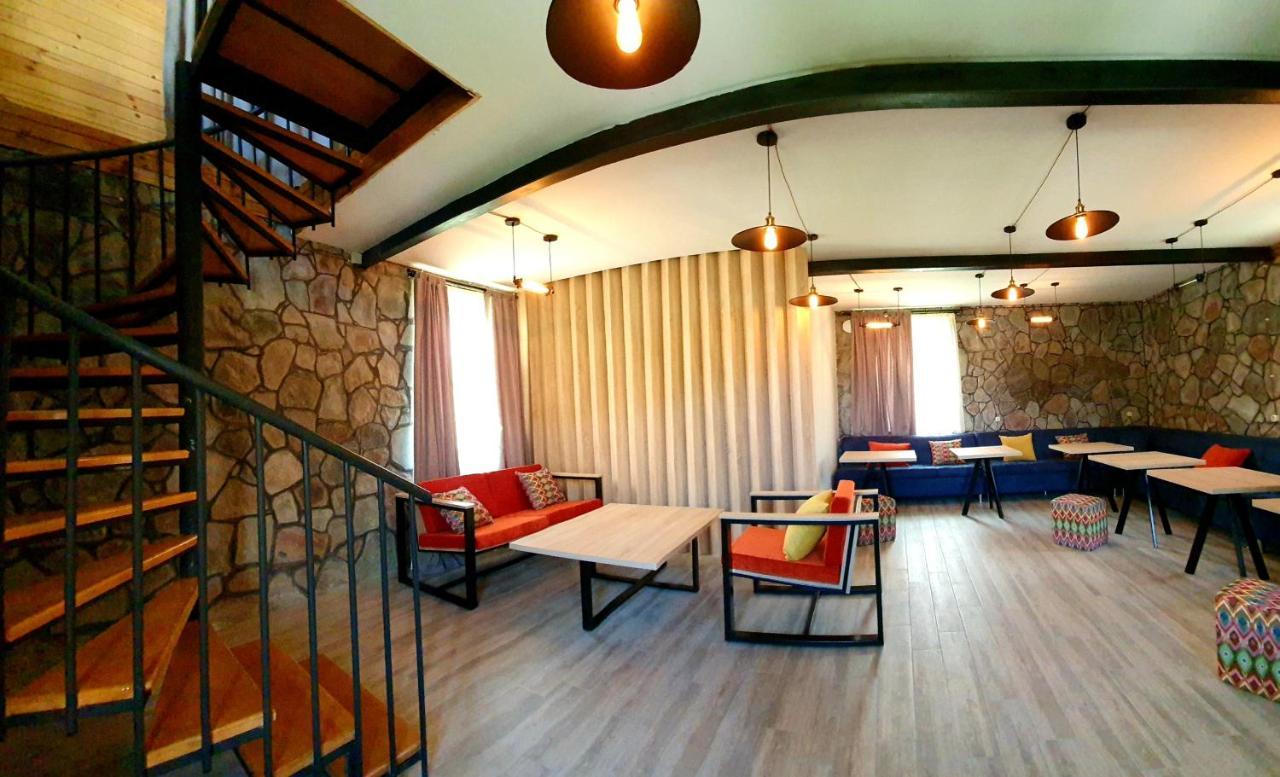 Hotel Migu Yard Stepantsminda Exterior photo