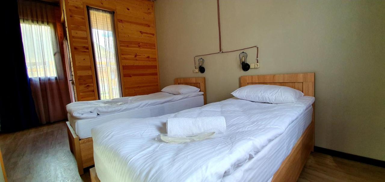 Hotel Migu Yard Stepantsminda Exterior photo